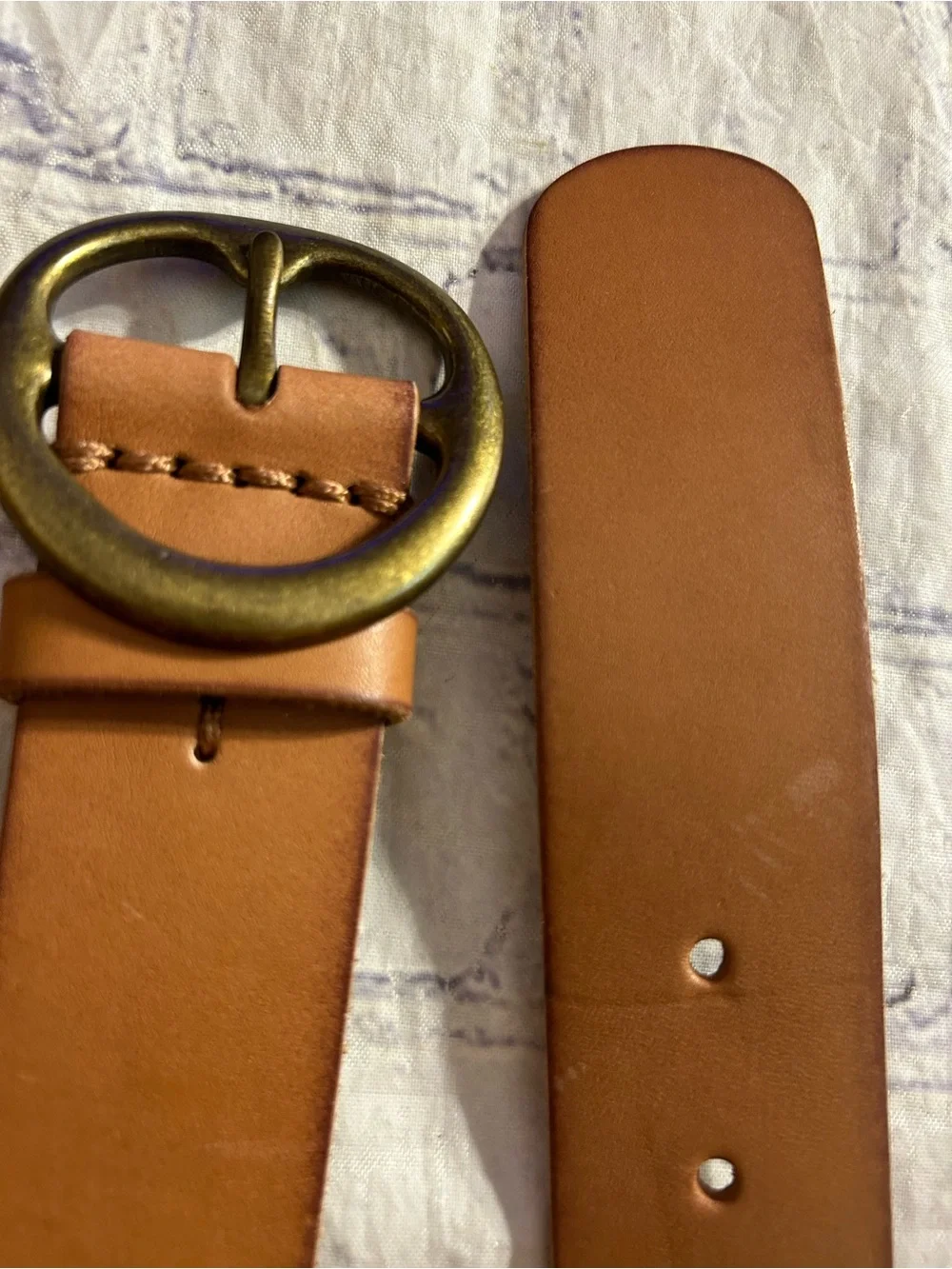 J.JILL GENUINE LEATHER FLORAL BROWN BRASS COLOR BUCKLE & BROWN DISTRESSED BELT